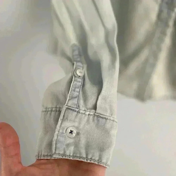 Anthropologie Holding Horses Button Down Shirt Denim Lace Blue Size S - Picture 4 of 9